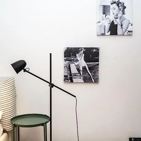 Pop House - Spacious Flat Next To Cathedral &