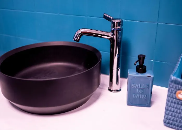 Pop House - Spacious Flat Next To Cathedral & Apartment *