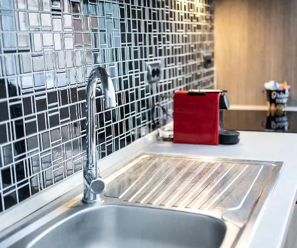 Pop House - Spacious Flat Next To Cathedral &